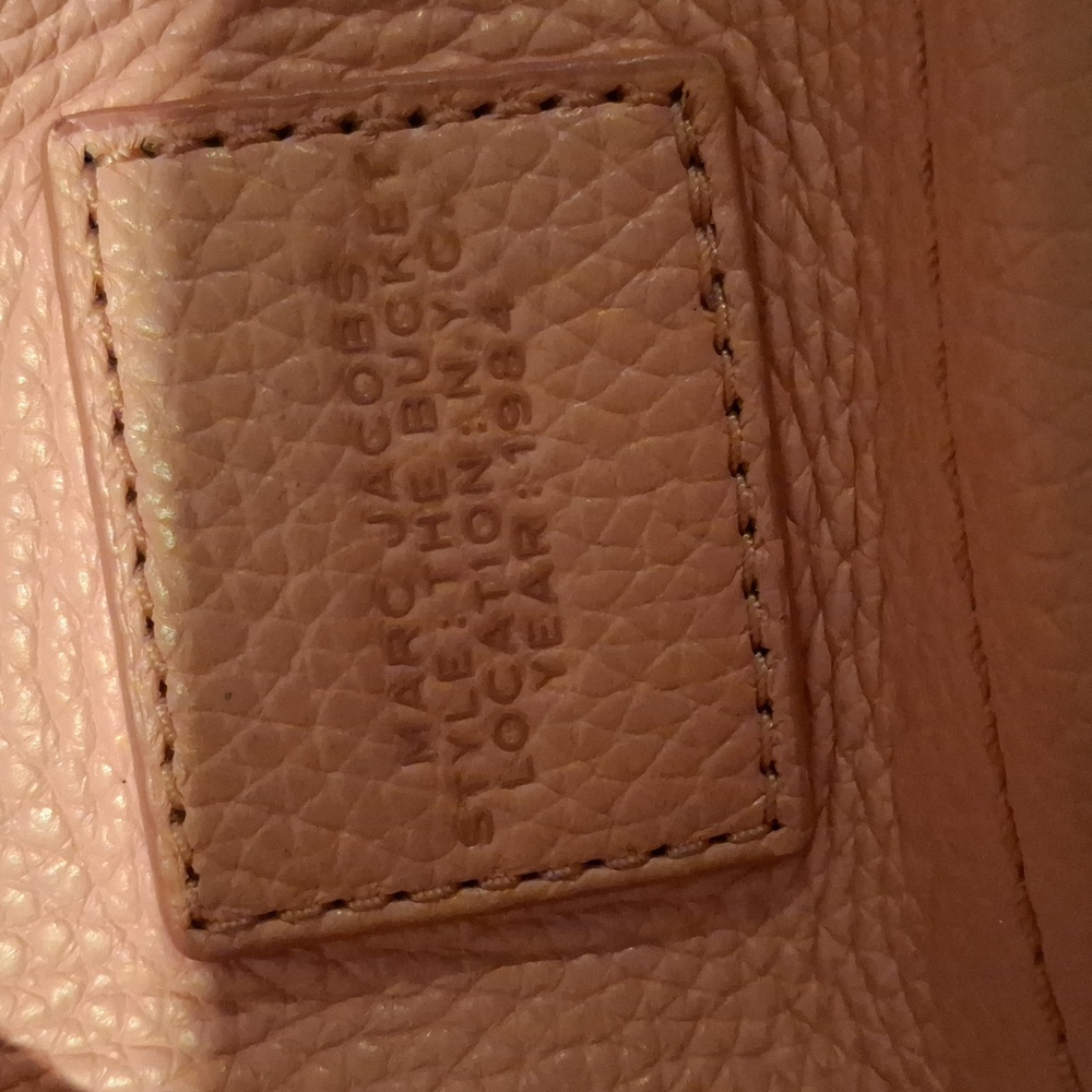 Marc Jacobs The Bucket Pink Mini Bag Is Missing The Shoulder Strap - Picture 9 of 11
